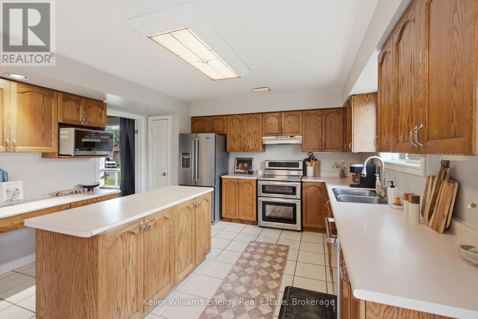 32 Sagewood Avenue, Clarington, Ontario  L1E 2G2 - Photo 11 - E13463240