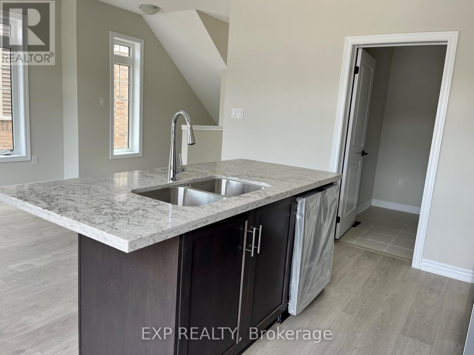 24 - 10 Birmingham Drive, Cambridge, Ontario  N1R 0C6 - Photo 6 - X13462790