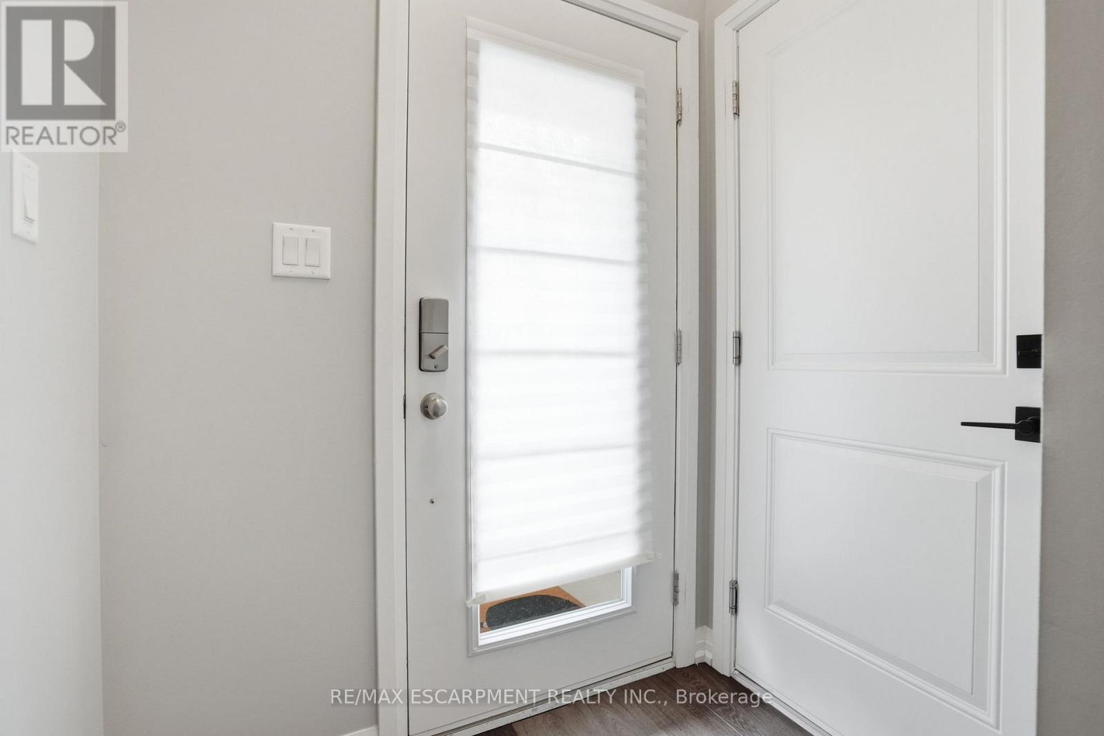 57 - 61 Soho Street, Hamilton, Ontario  L8J 0M6 - Photo 4 - X13462800