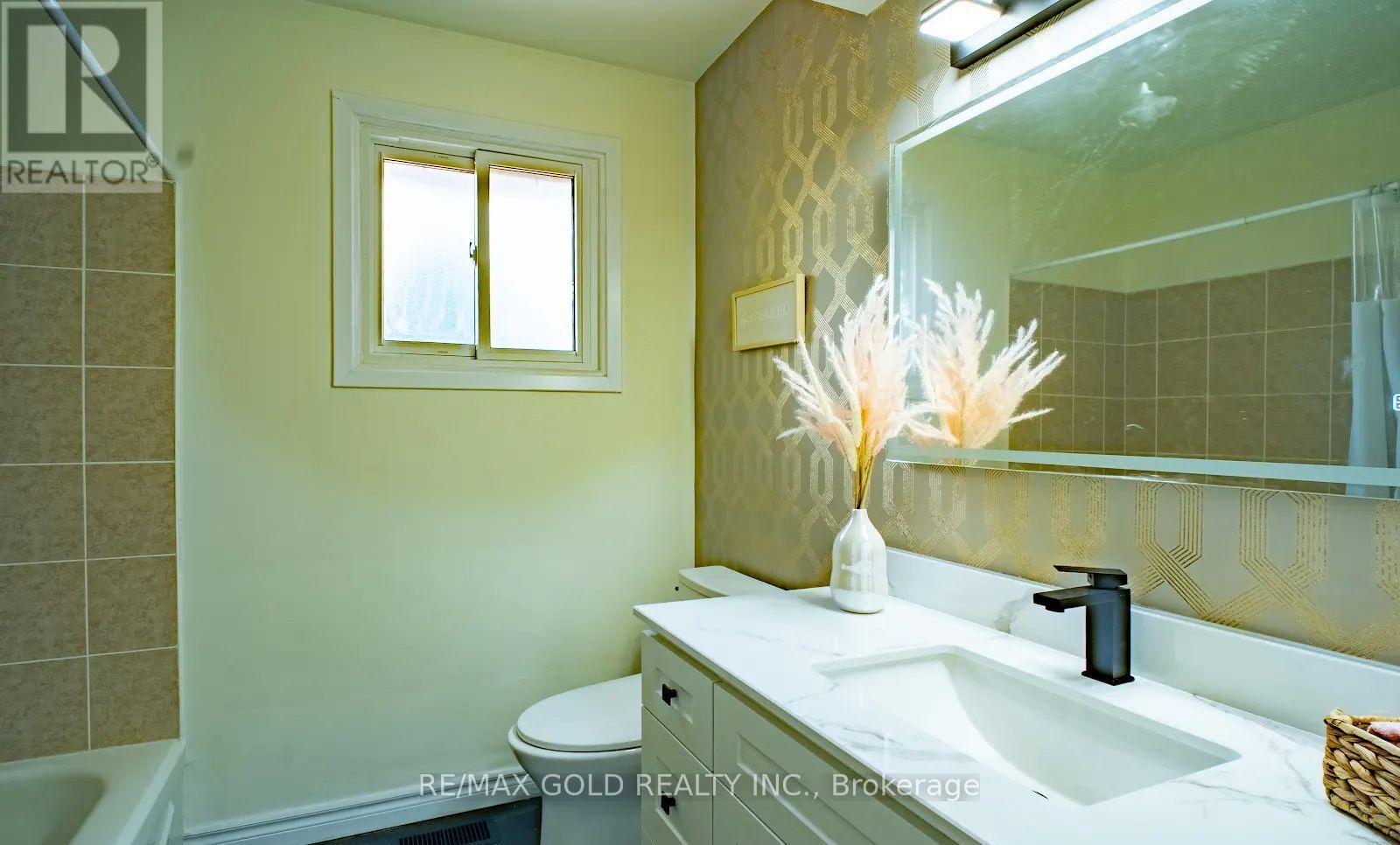 4682 Pinedale Drive, Niagara Falls, Ontario  L2E 6M8 - Photo 17 - X13462874