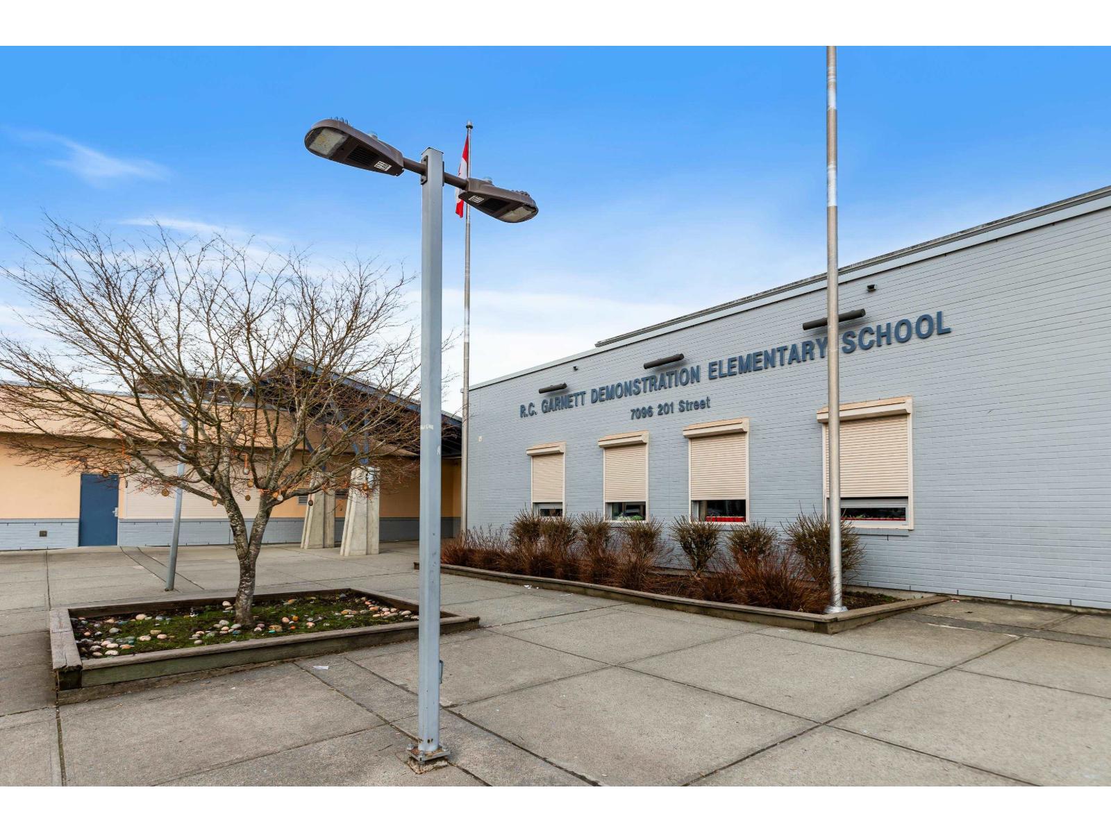 7039 200b Street, Langley, British Columbia  V2Y 2Z3 - Photo 37 - R3137502