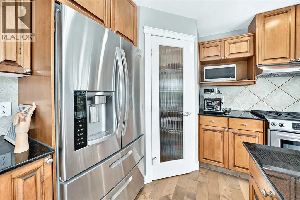 214 Rockyspring Circle NW, Calgary, Alberta  T3G 6A3 - Photo 8 - A2319418