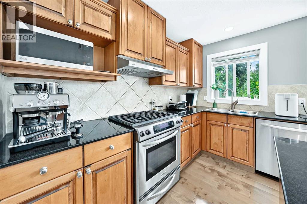 214 Rockyspring Circle NW, Calgary, Alberta  T3G 6A3 - Photo 7 - A2319418