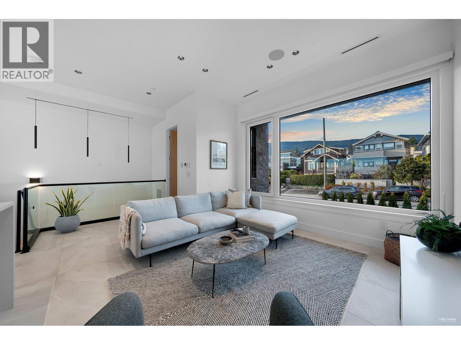 1236 Duchess Avenue, West Vancouver, British Columbia  V7T 1H4 - Photo 11 - R3137474