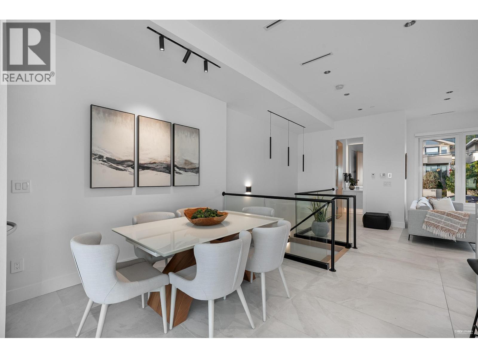 1236 Duchess Avenue, West Vancouver, British Columbia  V7T 1H4 - Photo 6 - R3137474