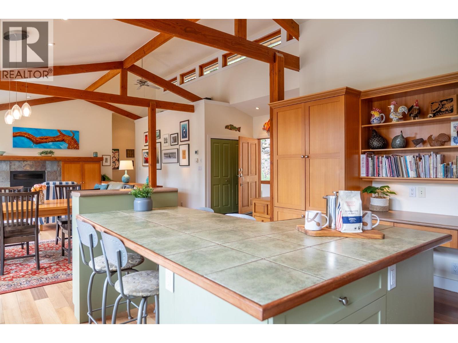 6608 Razor Point Road, Pender Island, British Columbia  V0N 2M1 - Photo 11 - R3137476