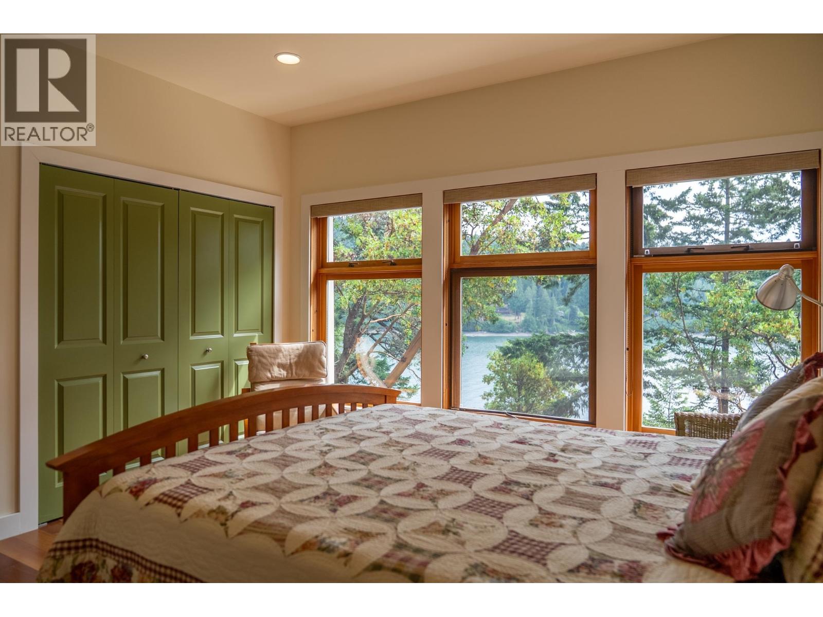 6608 Razor Point Road, Pender Island, British Columbia  V0N 2M1 - Photo 23 - R3137476