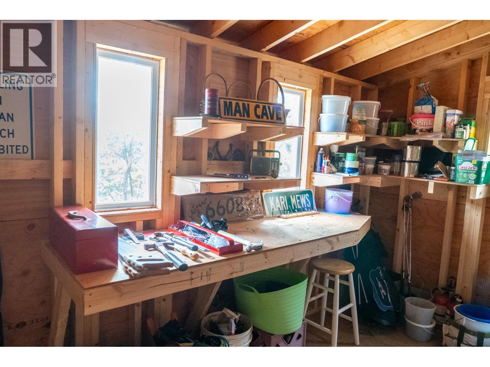 6608 Razor Point Road, Pender Island, British Columbia  V0N 2M1 - Photo 39 - R3137476
