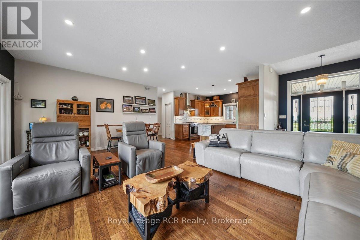 822760 Sideroad 1, Chatsworth, Ontario  N0H 1G0 - Photo 6 - X13463110