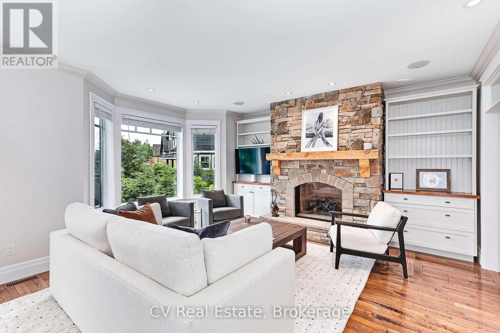 141 Snowbridge Way, Blue Mountains, Ontario  L9Y 0V1 - Photo 12 - X13463130