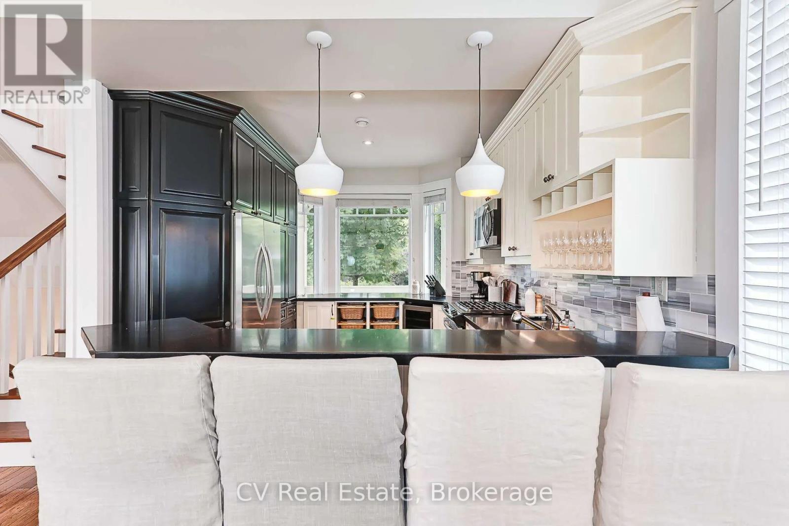 141 Snowbridge Way, Blue Mountains, Ontario  L9Y 0V1 - Photo 19 - X13463130