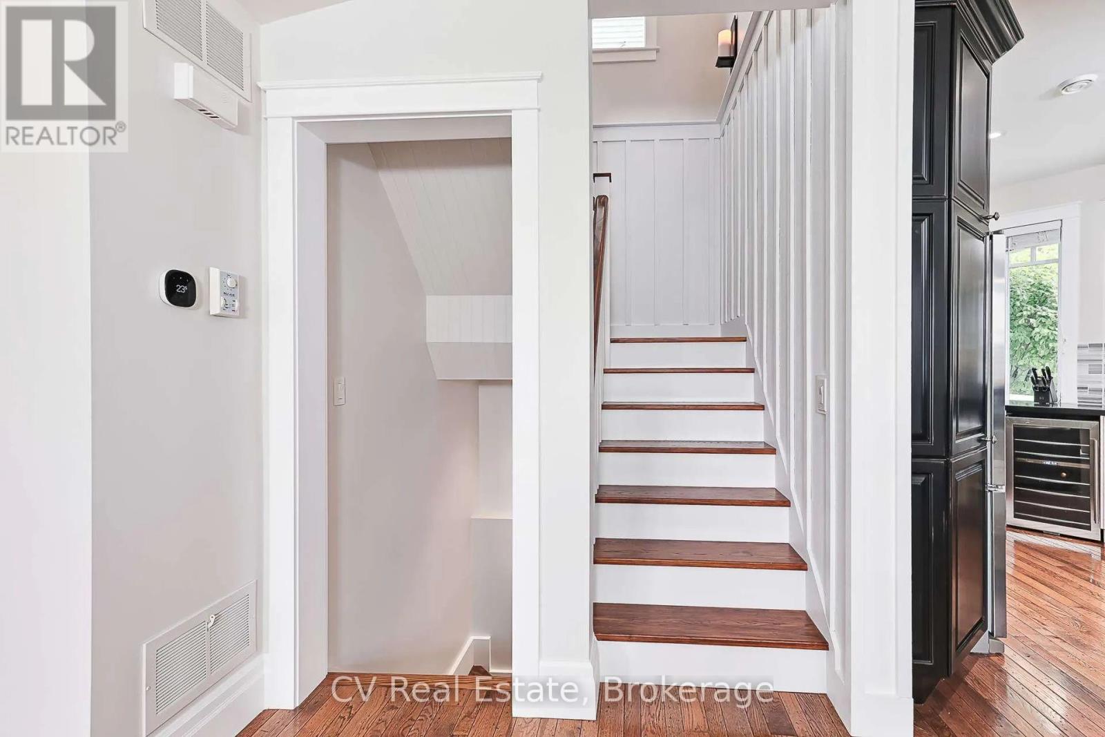 141 Snowbridge Way, Blue Mountains, Ontario  L9Y 0V1 - Photo 20 - X13463130