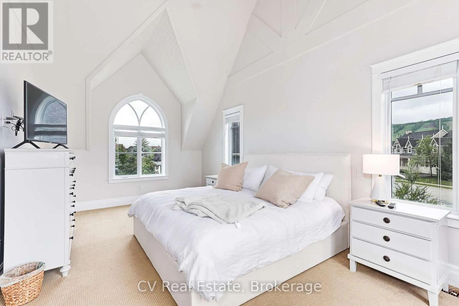 141 Snowbridge Way, Blue Mountains, Ontario  L9Y 0V1 - Photo 34 - X13463130