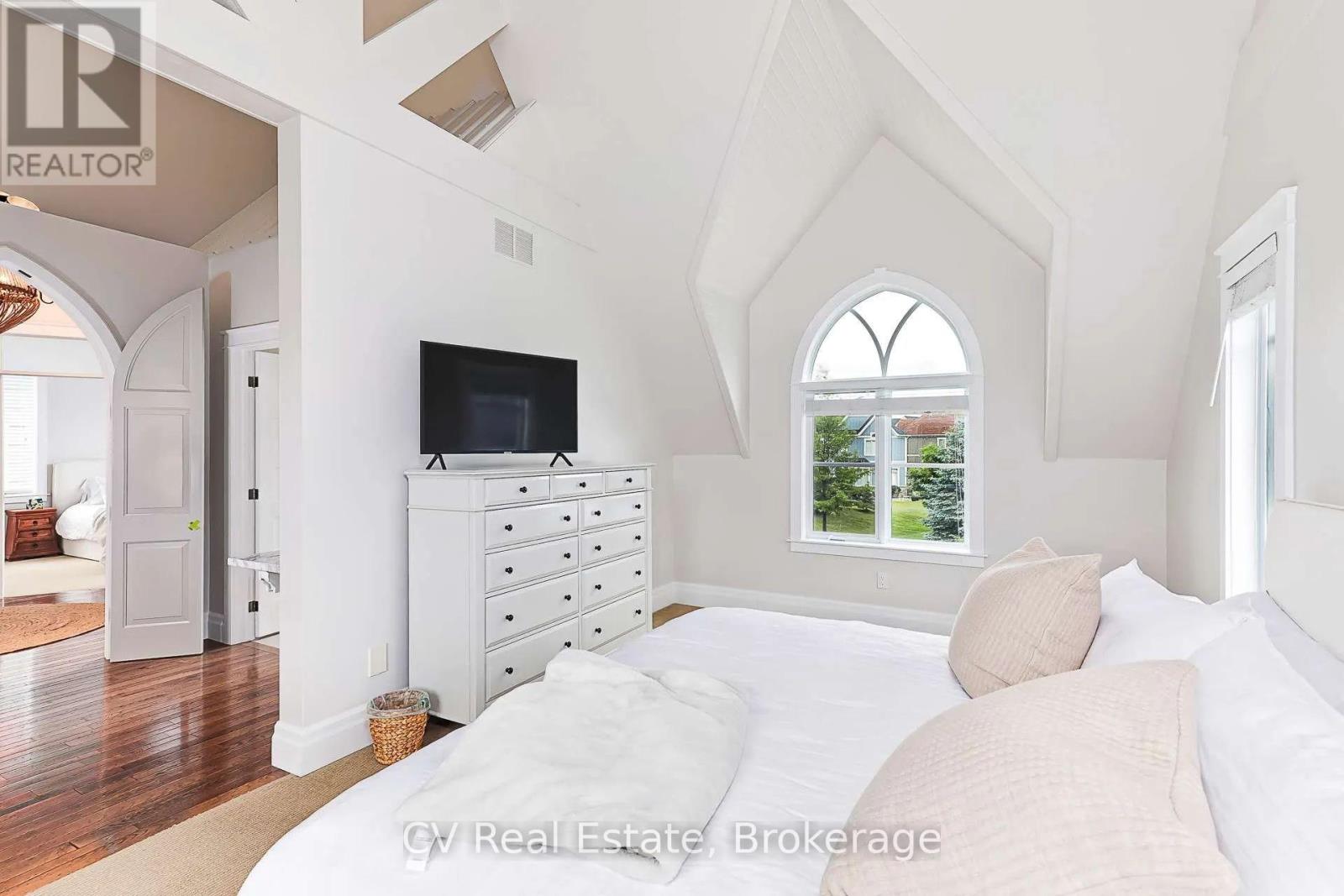 141 Snowbridge Way, Blue Mountains, Ontario  L9Y 0V1 - Photo 35 - X13463130