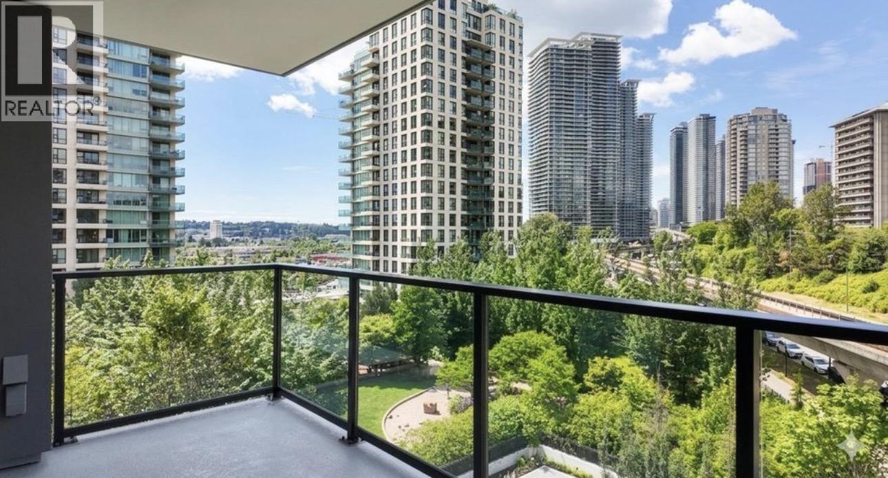 2135 Springer Avenue, Burnaby, British Columbia  V5B 2Z6 - Photo 11 - R3137482
