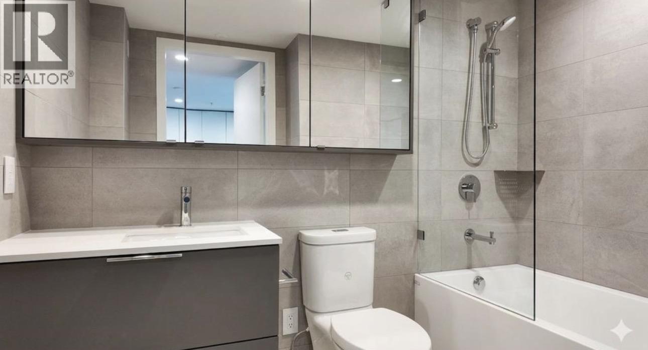 2135 Springer Avenue, Burnaby, British Columbia  V5B 2Z6 - Photo 9 - R3137482