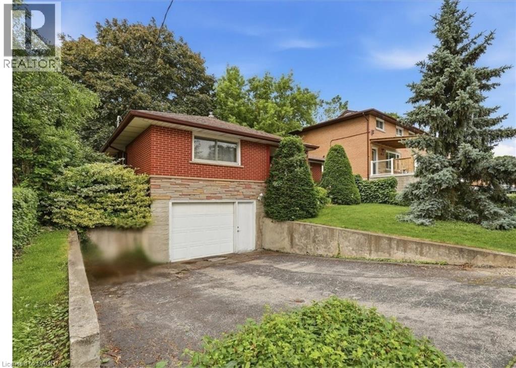 118 Wilfred Avenue, Kitchener, Ontario  N2A 1X1 - Photo 2 - 40840301