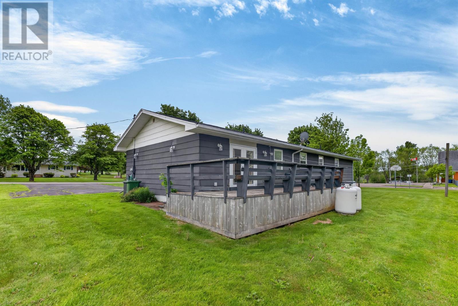 13 Avonlea Drive, Charlottetown, Prince Edward Island  C1C 1C8 - Photo 25 - 202614879