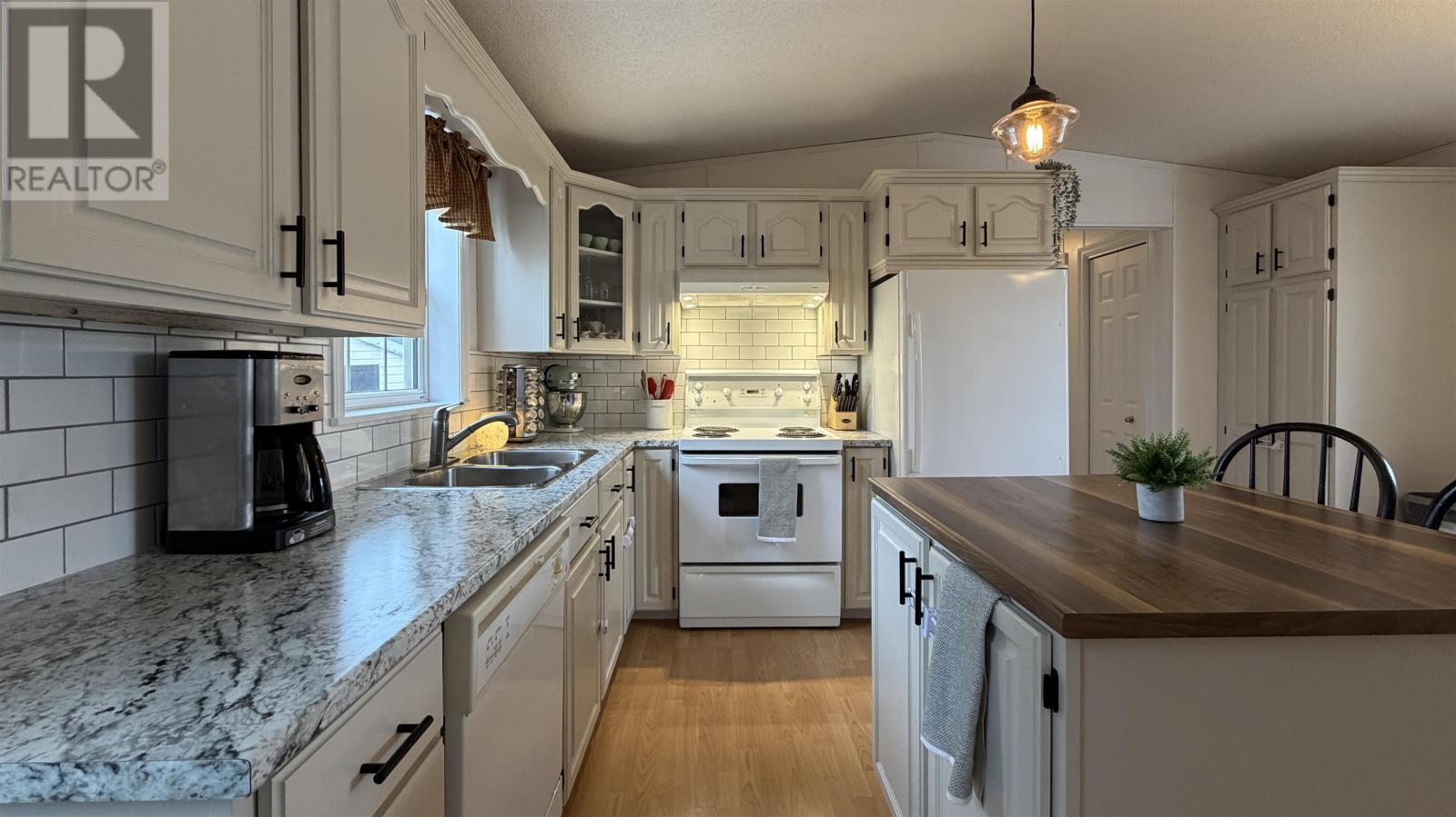 62 Jillian Street, Summerside, Prince Edward Island  C1N 6S6 - Photo 20 - 202614889