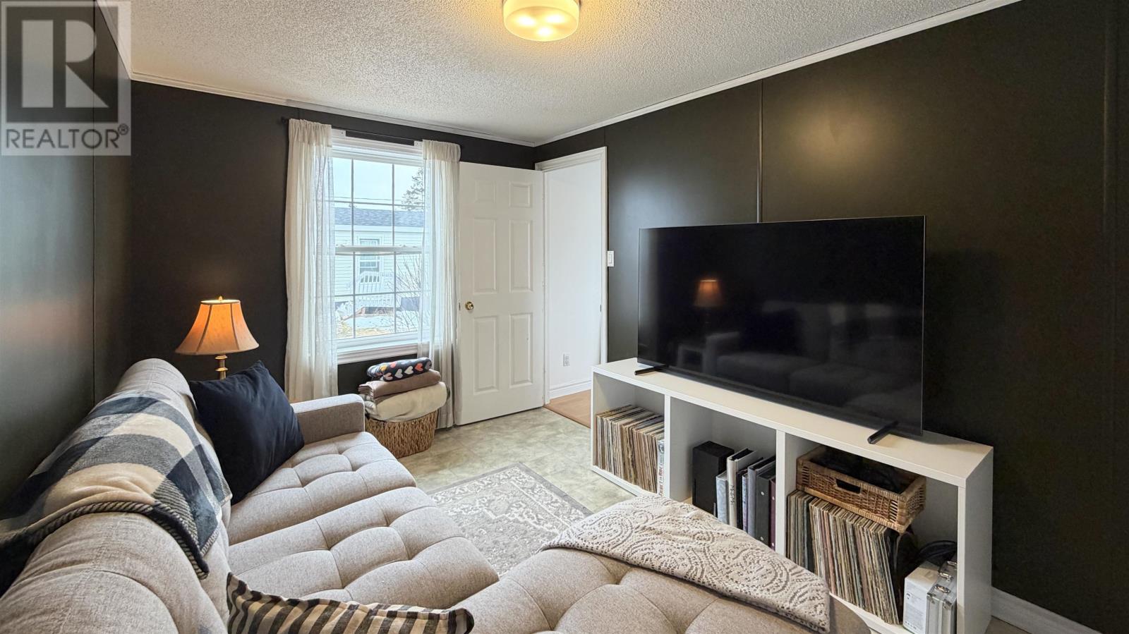 62 Jillian Street, Summerside, Prince Edward Island  C1N 6S6 - Photo 23 - 202614889