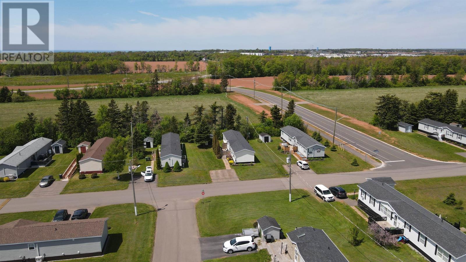 62 Jillian Street, Summerside, Prince Edward Island  C1N 6S6 - Photo 3 - 202614889