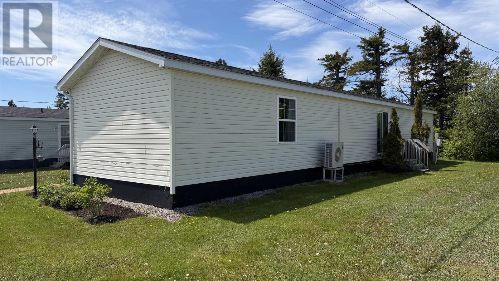 62 Jillian Street, Summerside, Prince Edward Island  C1N 6S6 - Photo 8 - 202614889