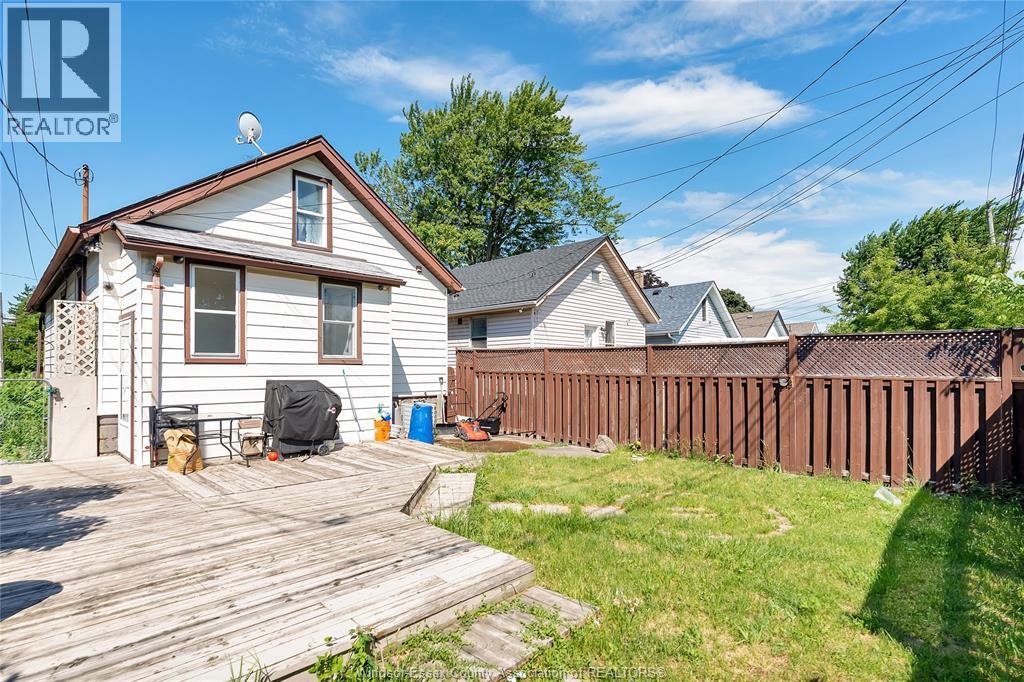 1396 Lillian Avenue, Windsor, Ontario N8X 4A5 - Photo 30 - 26014551