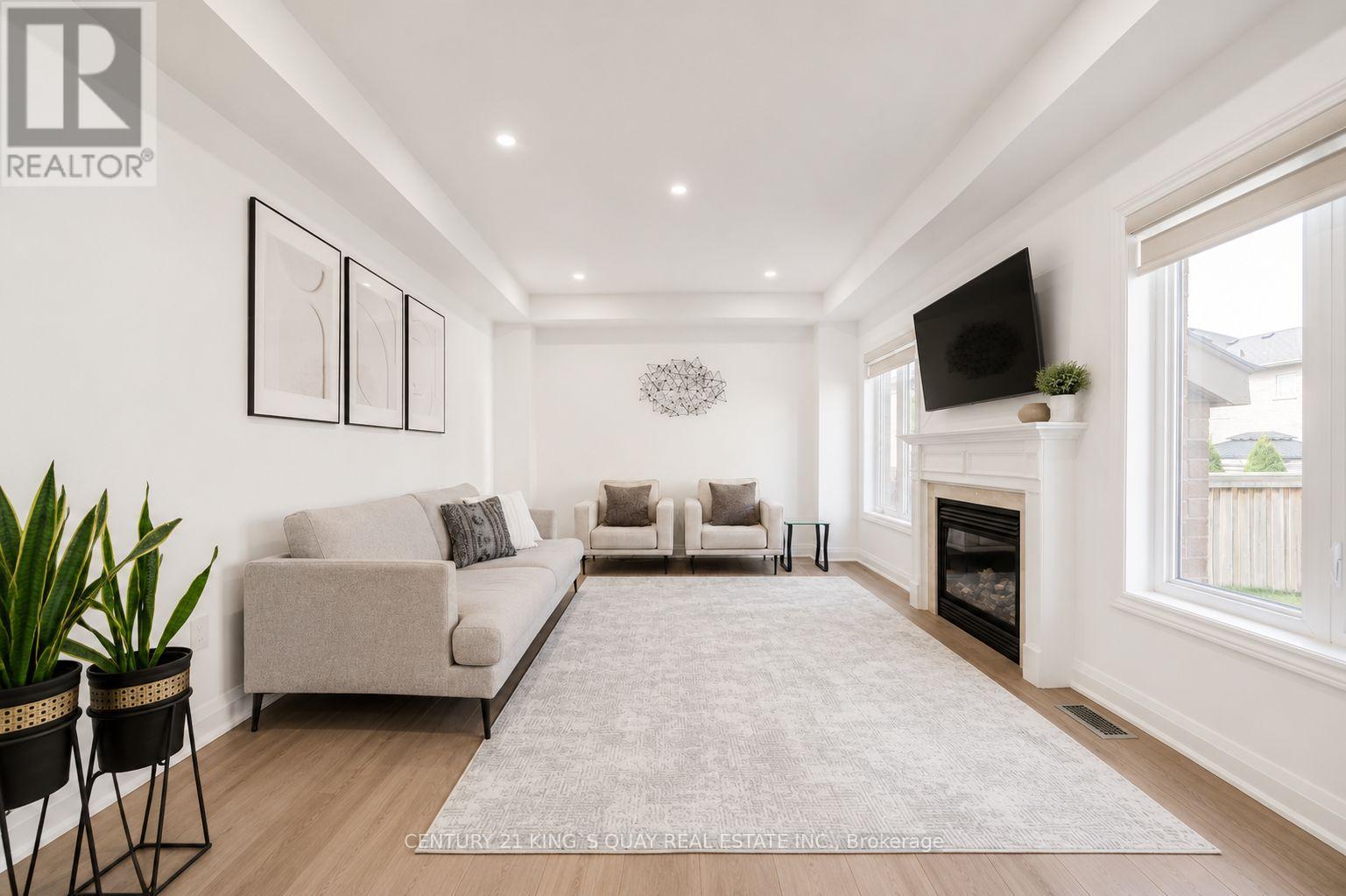5 Pavarotti Street, Richmond Hill, Ontario  L4E 0R5 - Photo 7 - N13082844