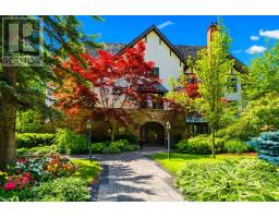 305 - 71 OLD MILL ROAD, Toronto, Ontario
