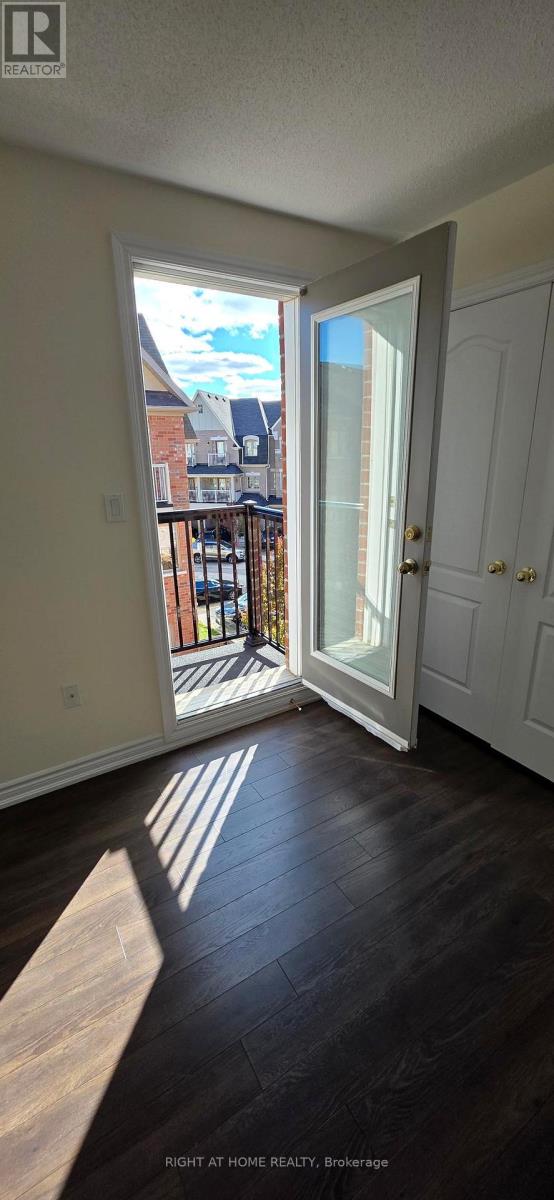 27 Shiff Crescent, Brampton, Ontario  L6Z 0B4 - Photo 11 - W13458068