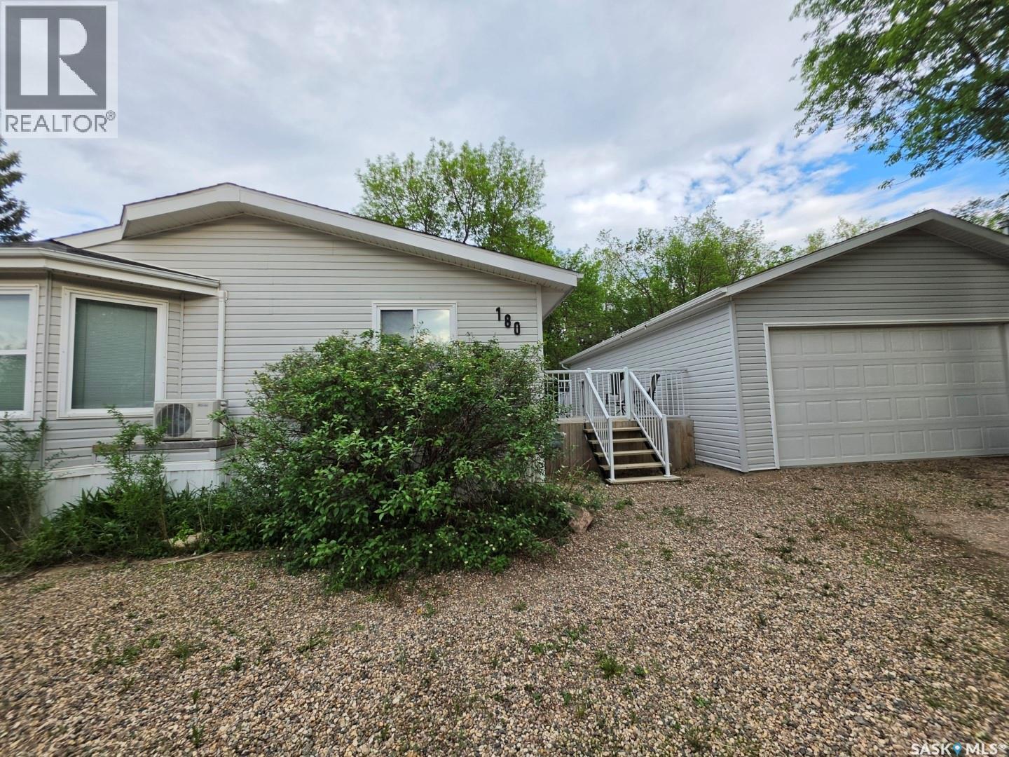 180 10th STREET, Buena Vista, Saskatchewan