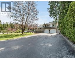 1400 MEADOWBROOK Drive, Castlegar, British Columbia
