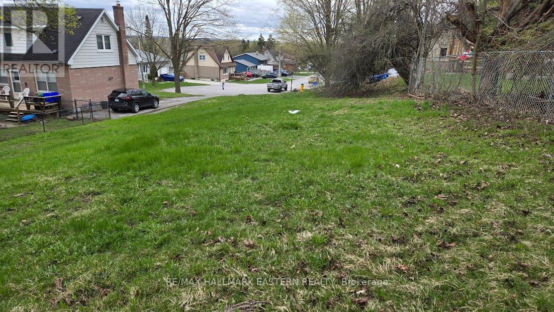 33 Greenhill Drive N, Peterborough, Ontario  K9J 6E2 - Photo 13 - X13462890