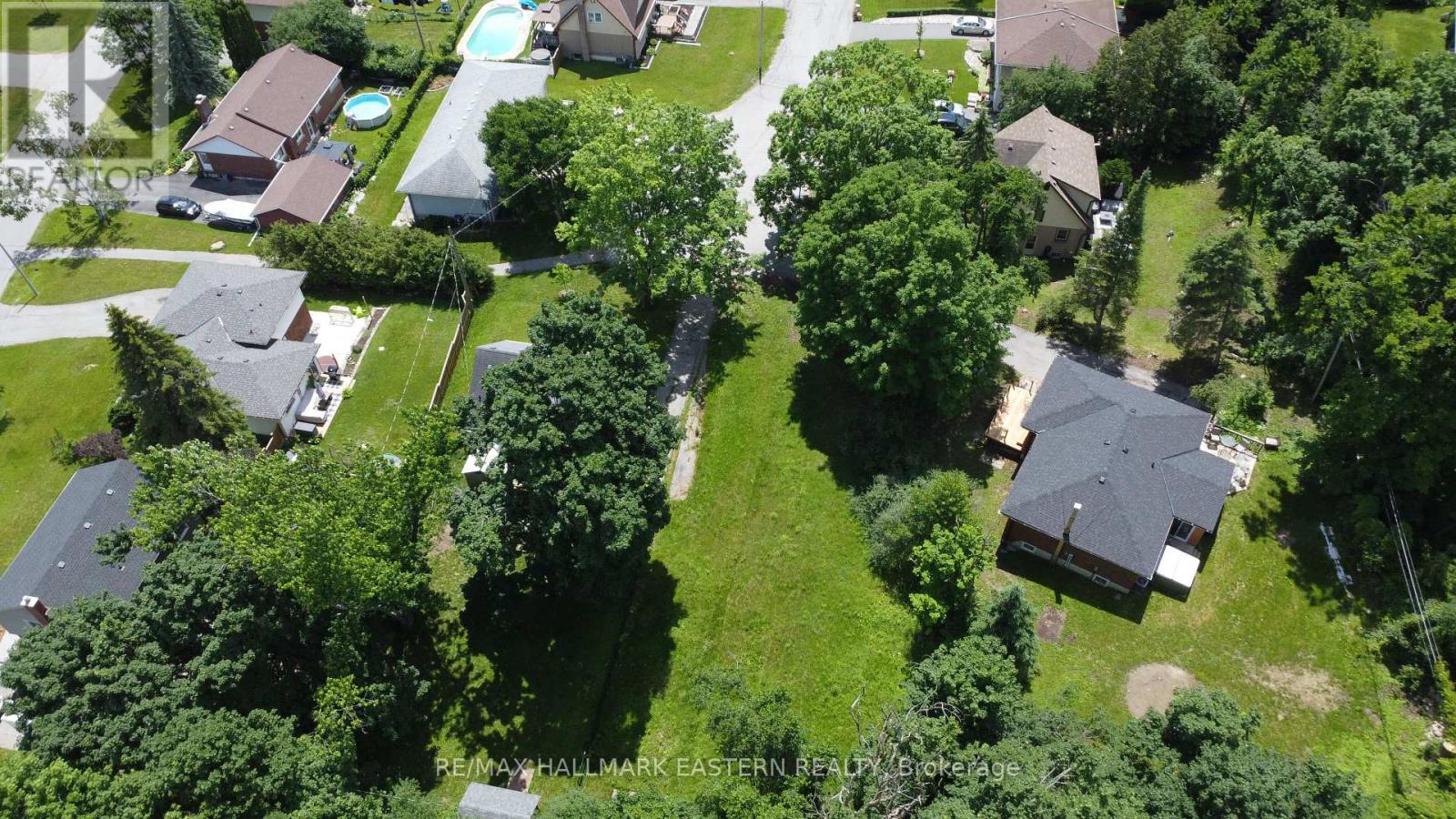 33 Greenhill Drive N, Peterborough, Ontario  K9J 6E2 - Photo 8 - X13462890