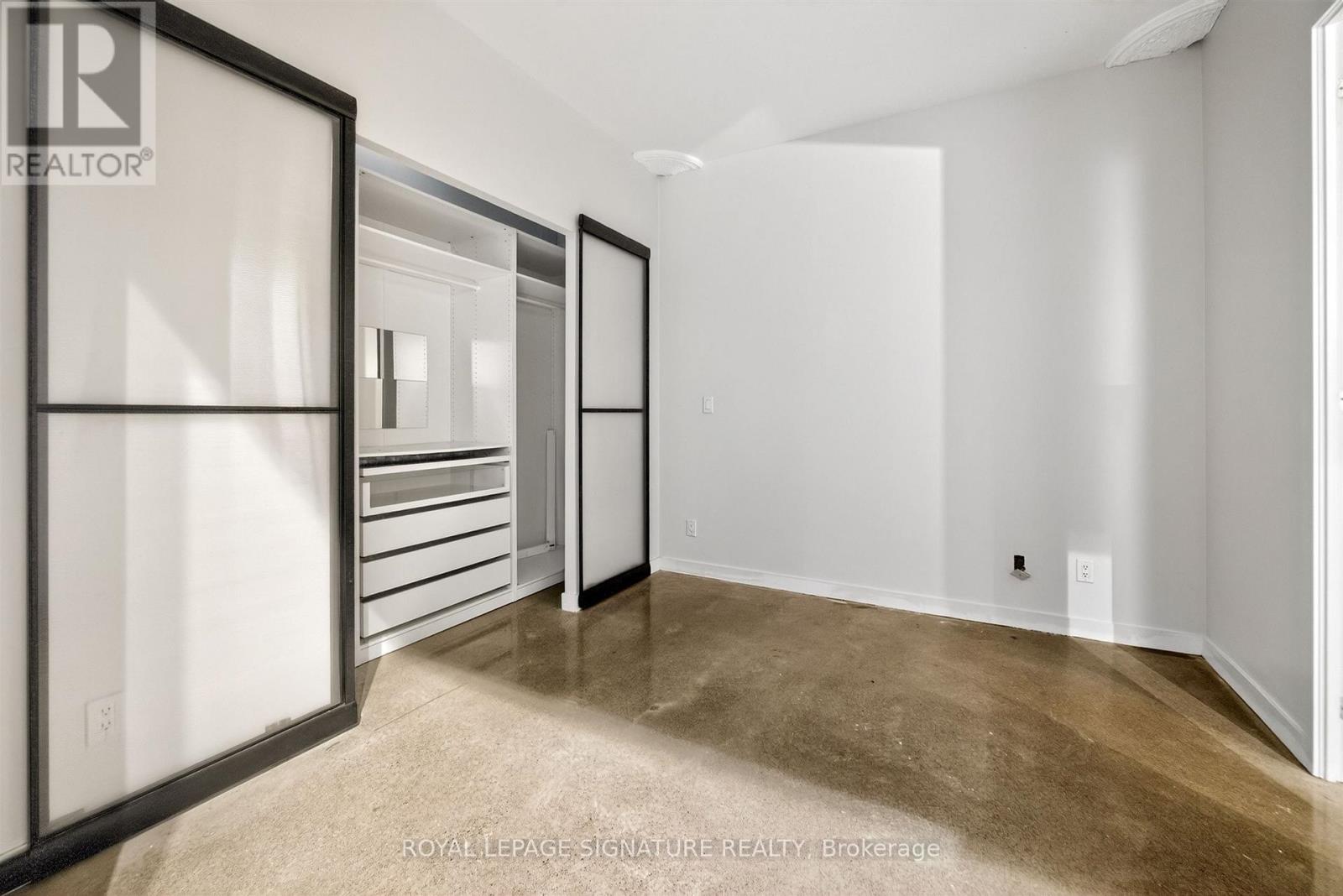 213 - 23 Brant Street, Toronto, Ontario  M5V 2L5 - Photo 15 - C13463142