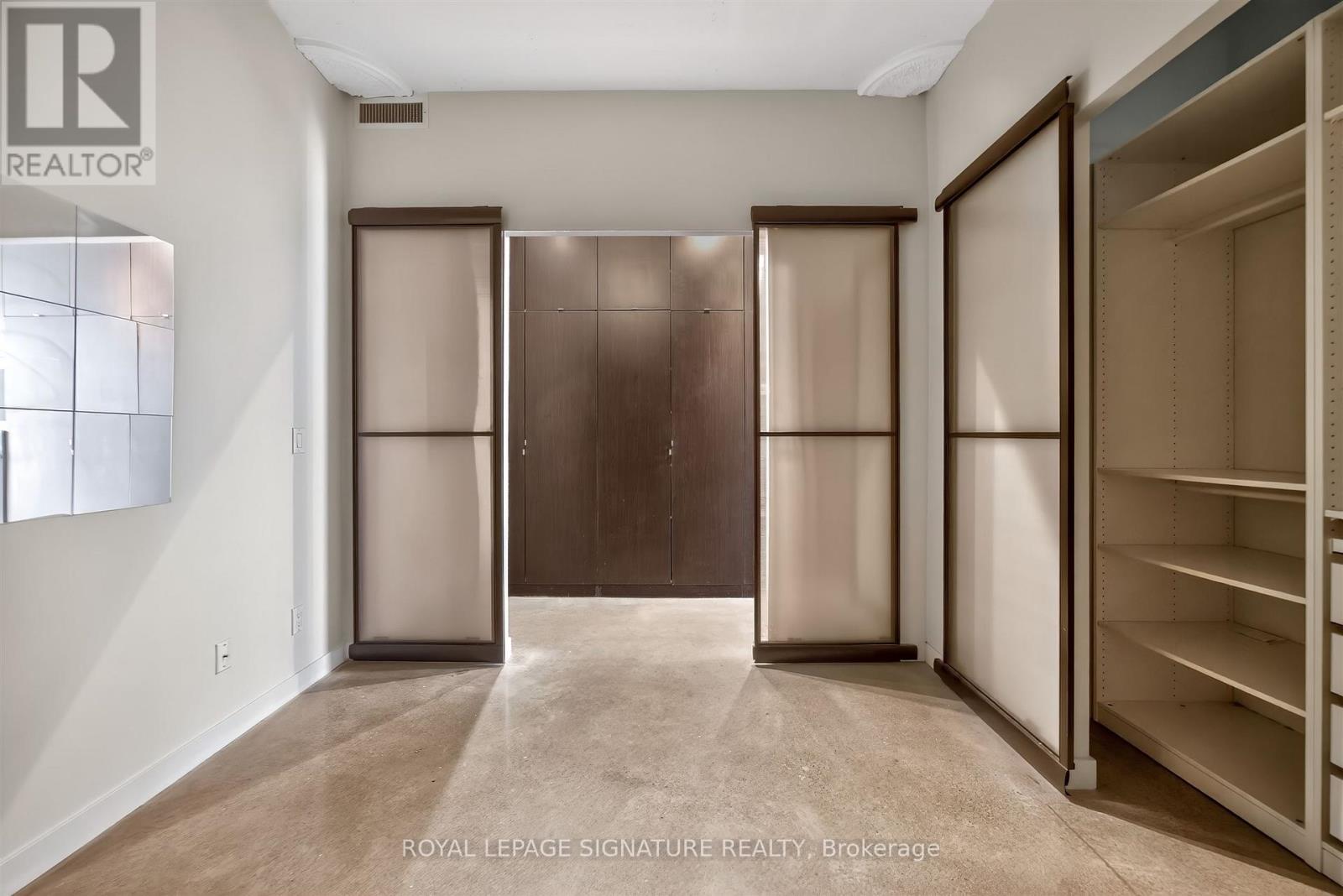 213 - 23 Brant Street, Toronto, Ontario  M5V 2L5 - Photo 18 - C13463142