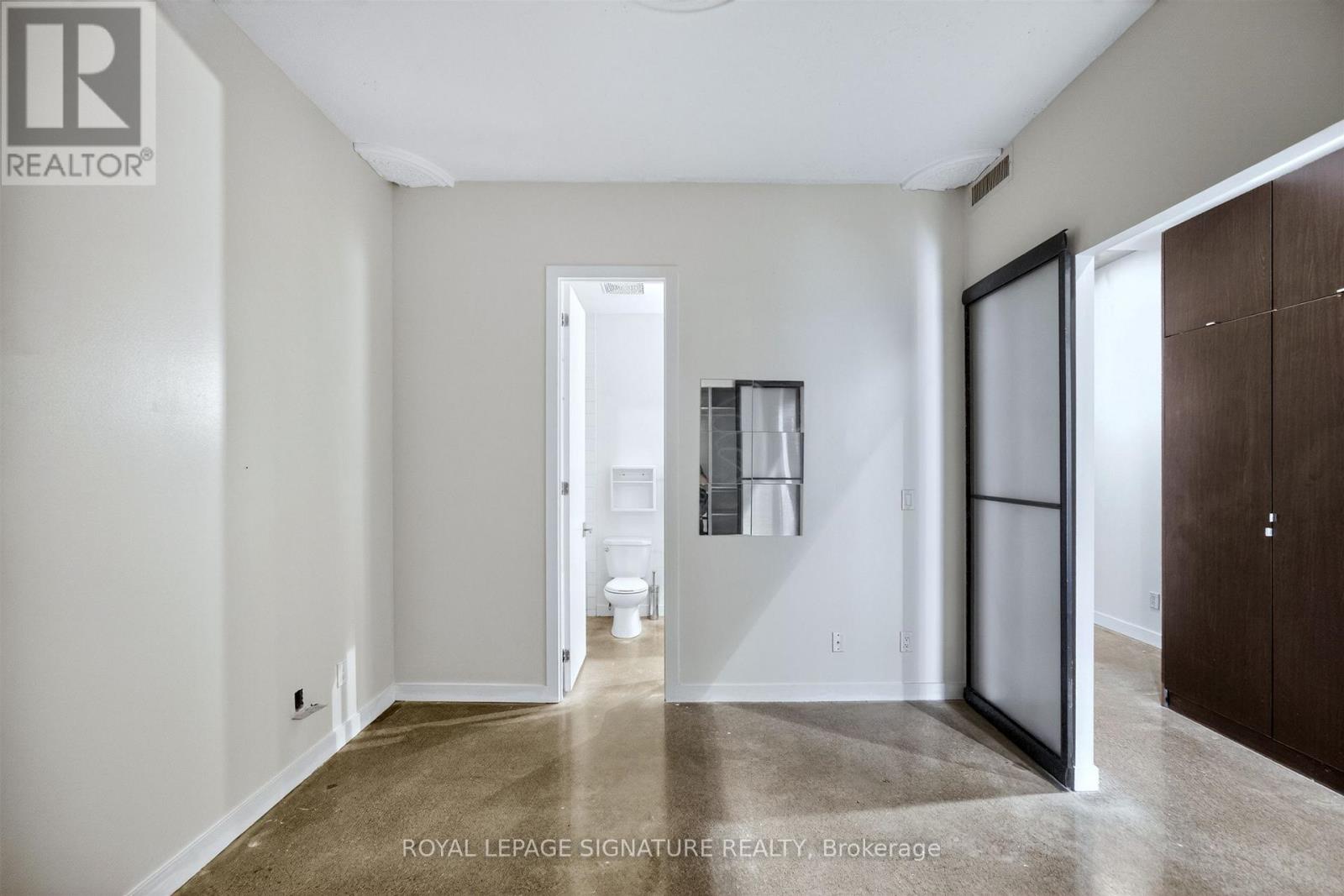 213 - 23 Brant Street, Toronto, Ontario  M5V 2L5 - Photo 19 - C13463142