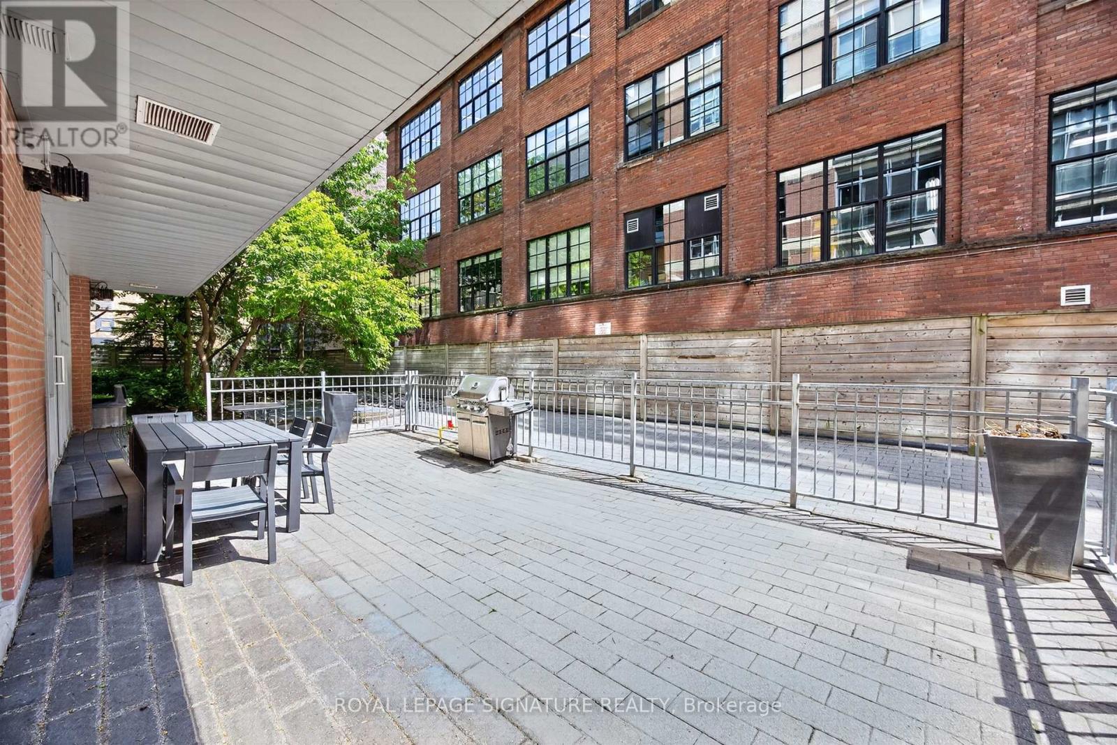 213 - 23 Brant Street, Toronto, Ontario  M5V 2L5 - Photo 32 - C13463142