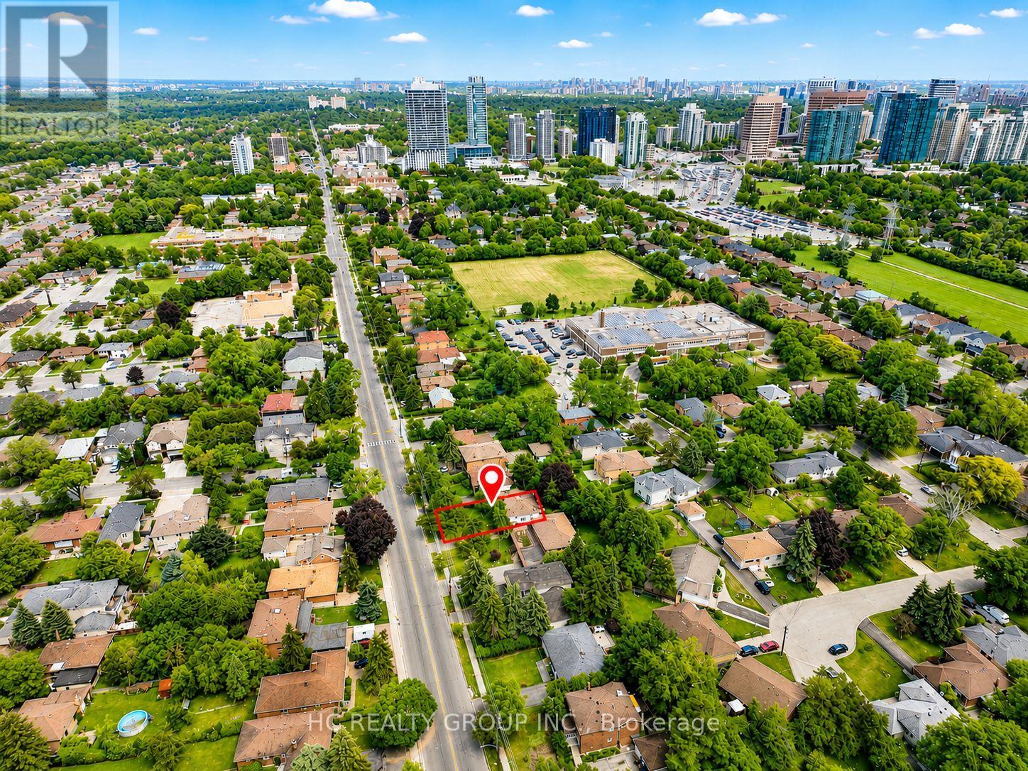 247 Drewry Avenue, Toronto, Ontario  M2M 1E3 - Photo 3 - C13463148