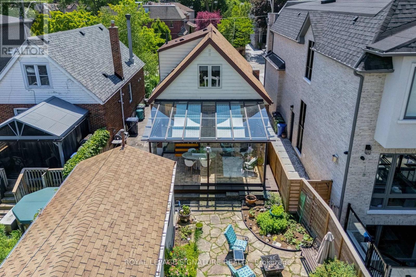142 Divadale Drive, Toronto, Ontario  M4G 2P4 - Photo 27 - C13463196