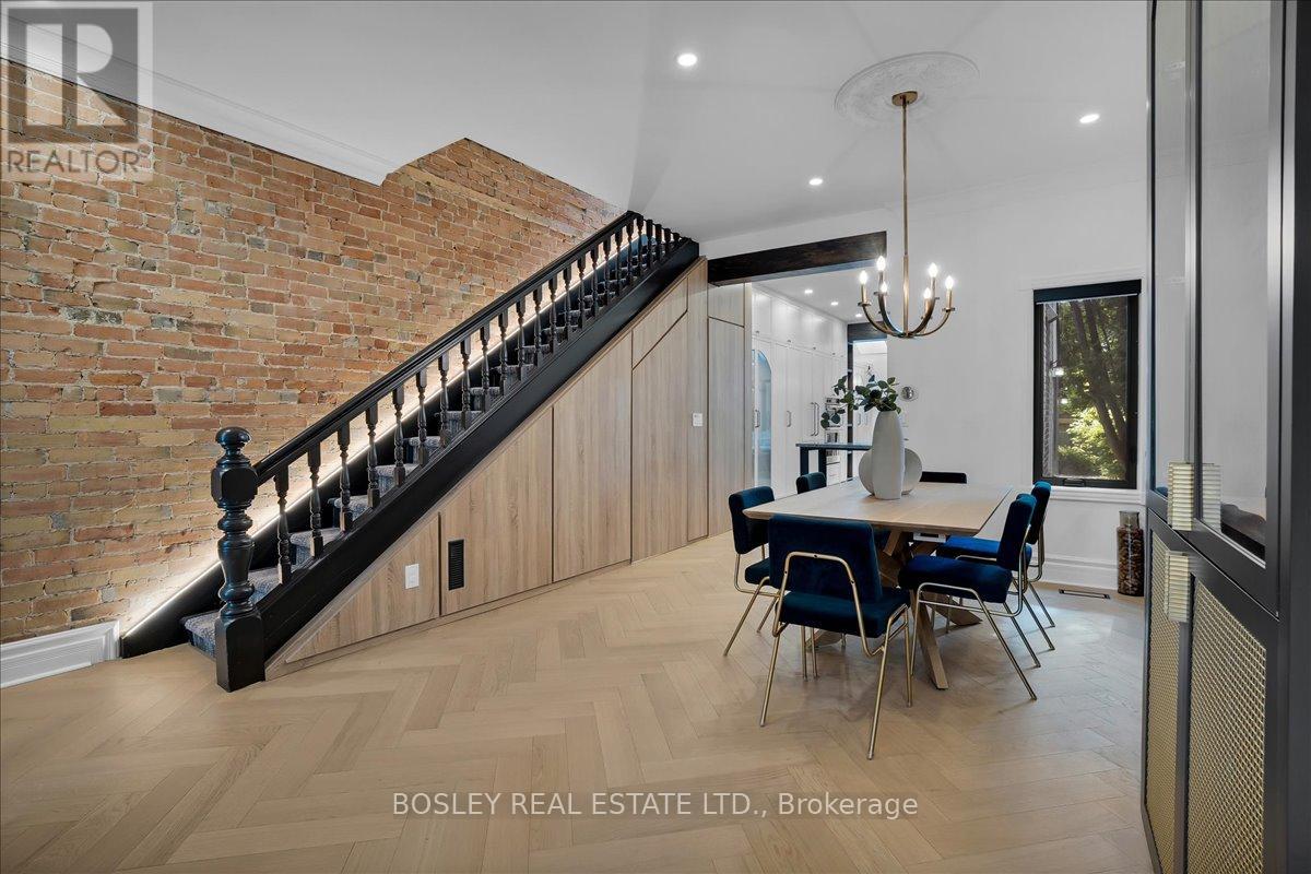 372 Logan Avenue, Toronto, Ontario  M4M 2N8 - Photo 7 - E13463208
