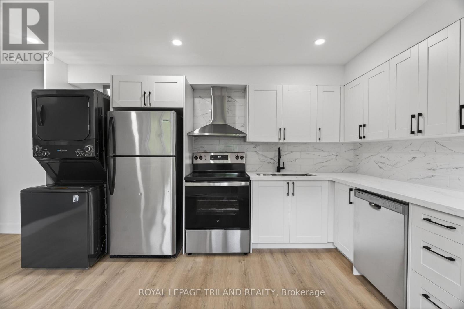 3 - 1015 Eagle Drive, London South, Ontario  N5Z 3H4 - Photo 3 - X13463314