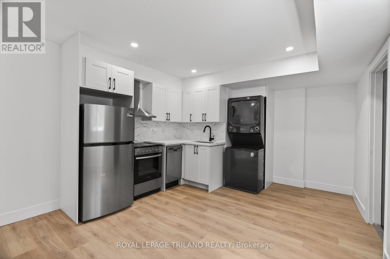 7 - 1015 EAGLE DRIVE, London South, Ontario