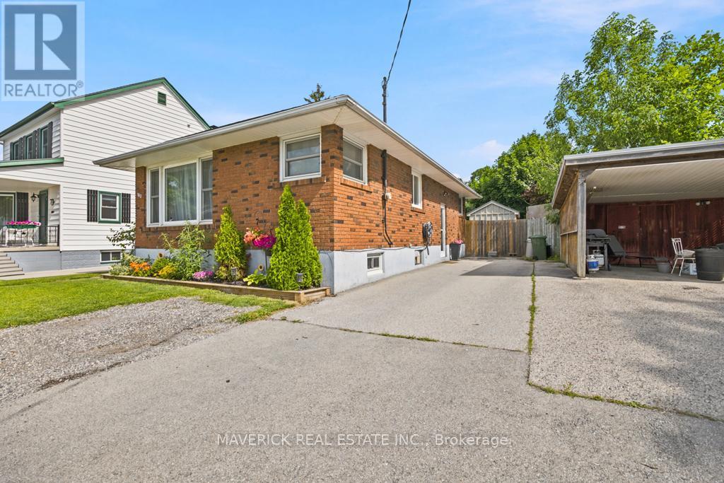 180 Forest Avenue, St. Thomas, Ontario  N5R 2K9 - Photo 2 - X13463362