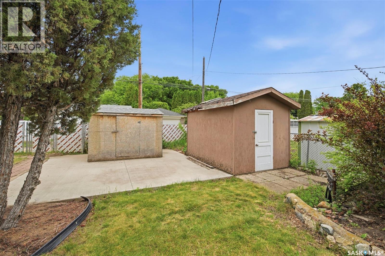 445 Witney Avenue S, Saskatoon, Saskatchewan  S7M 3K6 - Photo 33 - SK039627