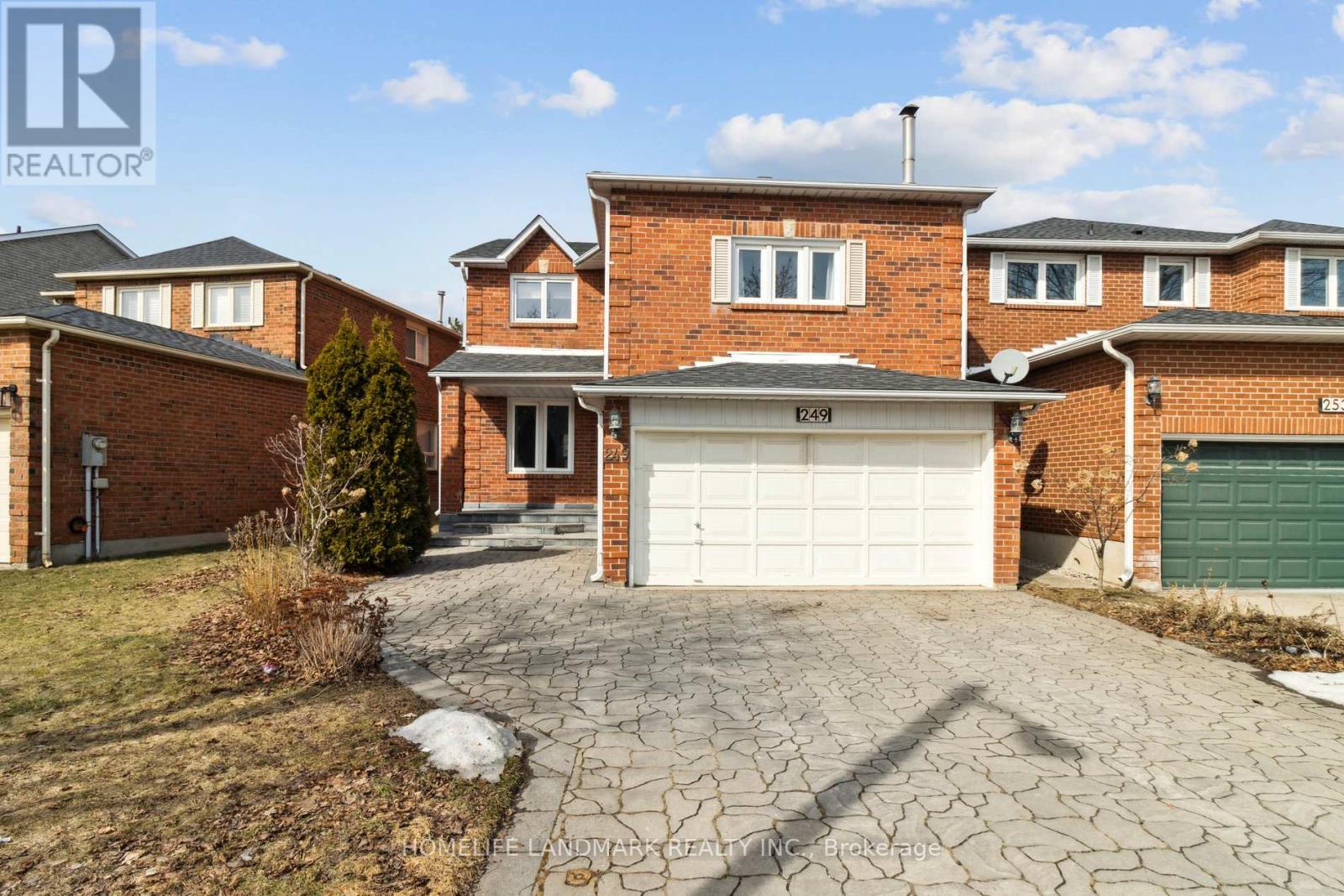 249 CHARLTON AVENUE, Vaughan, Ontario