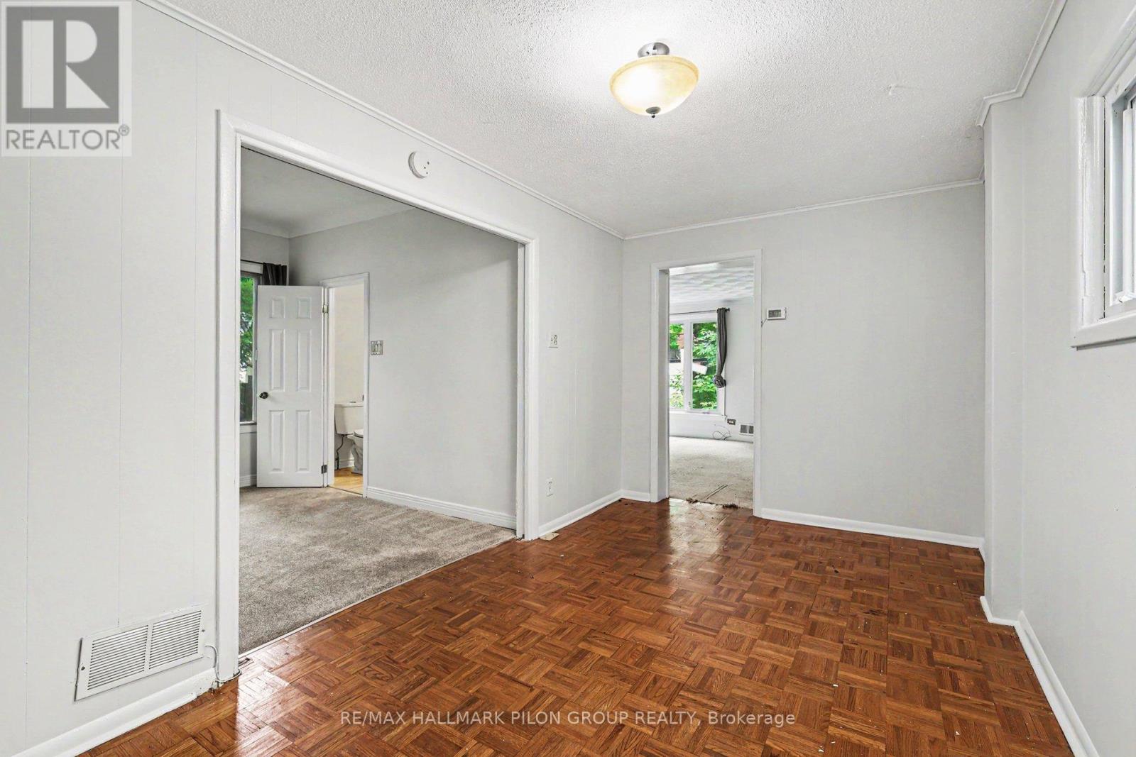 528 Guy Street, Ottawa, Ontario  K1K 1B9 - Photo 6 - X13463382