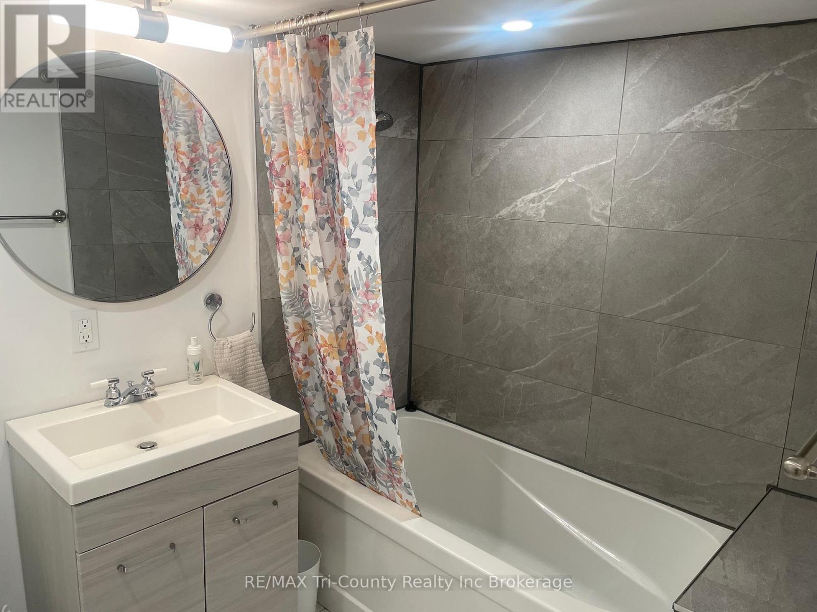909 James Street, Norfolk, Ontario  N4B 2E3 - Photo 8 - X13463350