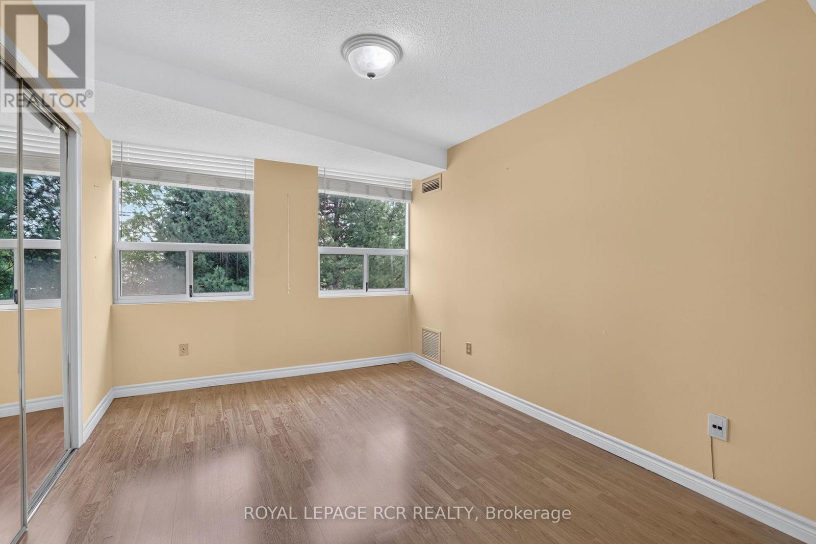 303 - 3650 Kaneff Crescent, Mississauga, Ontario  L5A 4A1 - Photo 18 - W13463096