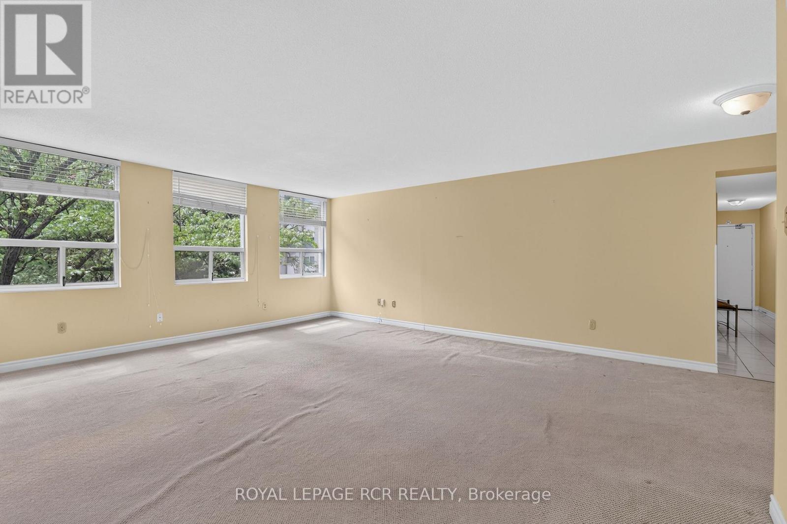 303 - 3650 Kaneff Crescent, Mississauga, Ontario  L5A 4A1 - Photo 5 - W13463096